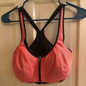 VS sports bra